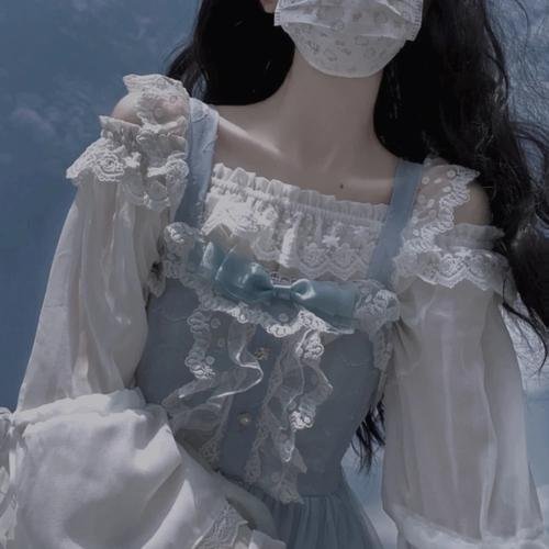 女子监狱2004 封面